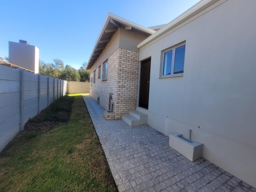 3 Bedroom Property for Sale in Mooikloof Country Estate Western Cape